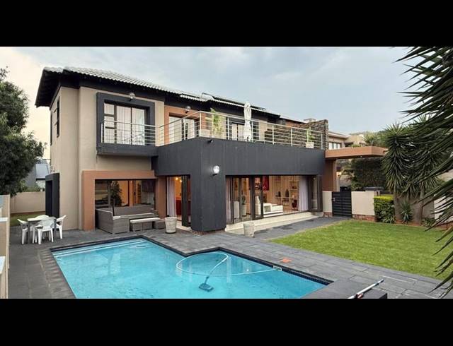 4 BEDROOM HOUSE FOR SALE IN MIDSTREAM HILL